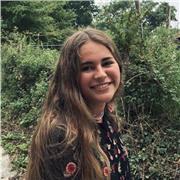 Estudiante de magisterio de primaria trilingüe, doy clases a niños de 6 a 12 años de matemáticas, euskera, lengua y ciencias. Soy una chica muy responsable, con experiencia con niños y niñas de esa edad y me encanta ayudar y enseñar. Soy de total confianz